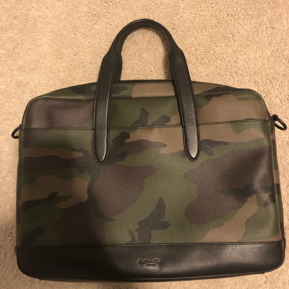 New without tags unisex Coach camo laptop bag